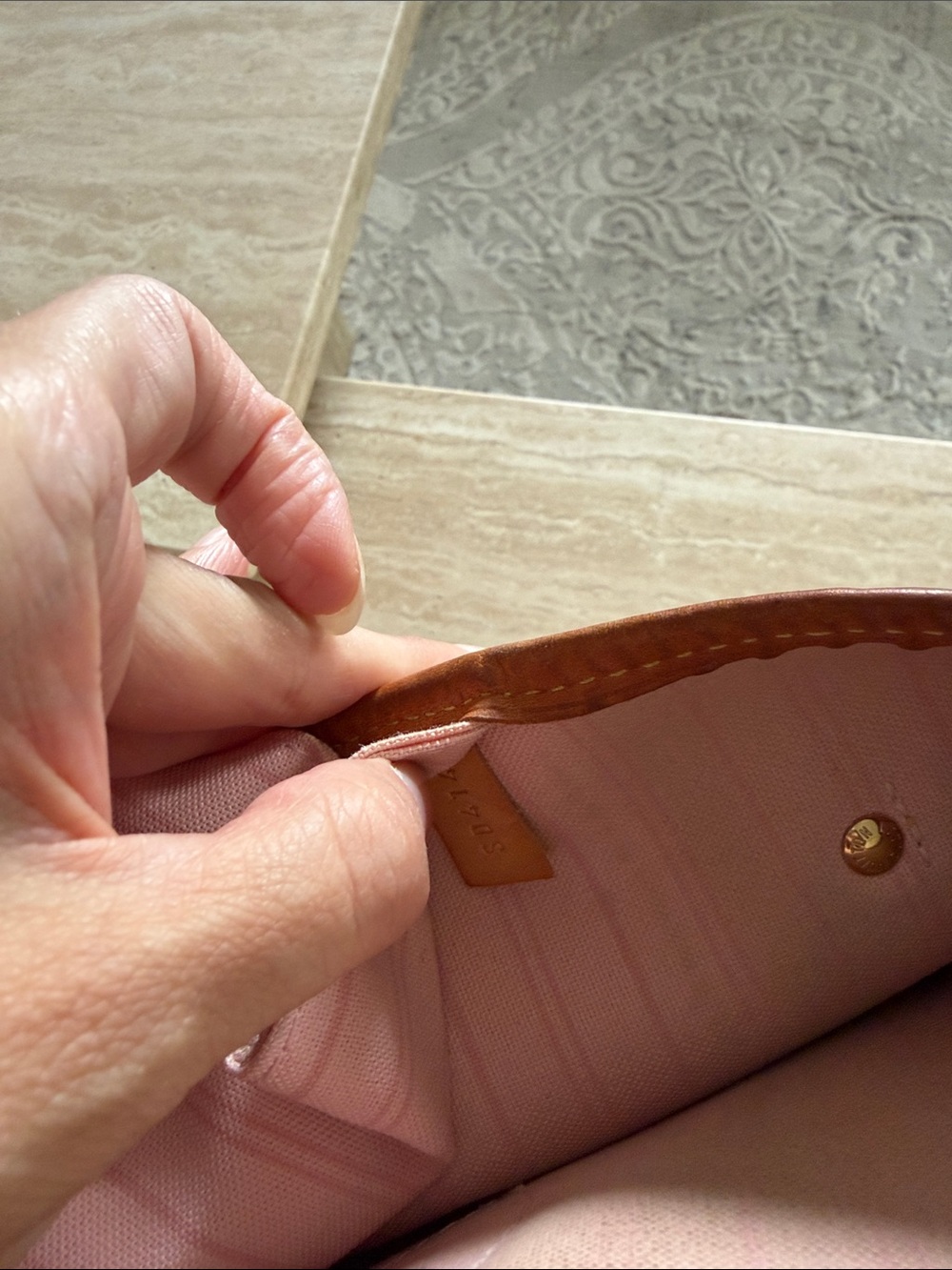 Louis Vuitton Damier Azur Canvas Tote in Cream and Brown Trim - Picture 4 of 8